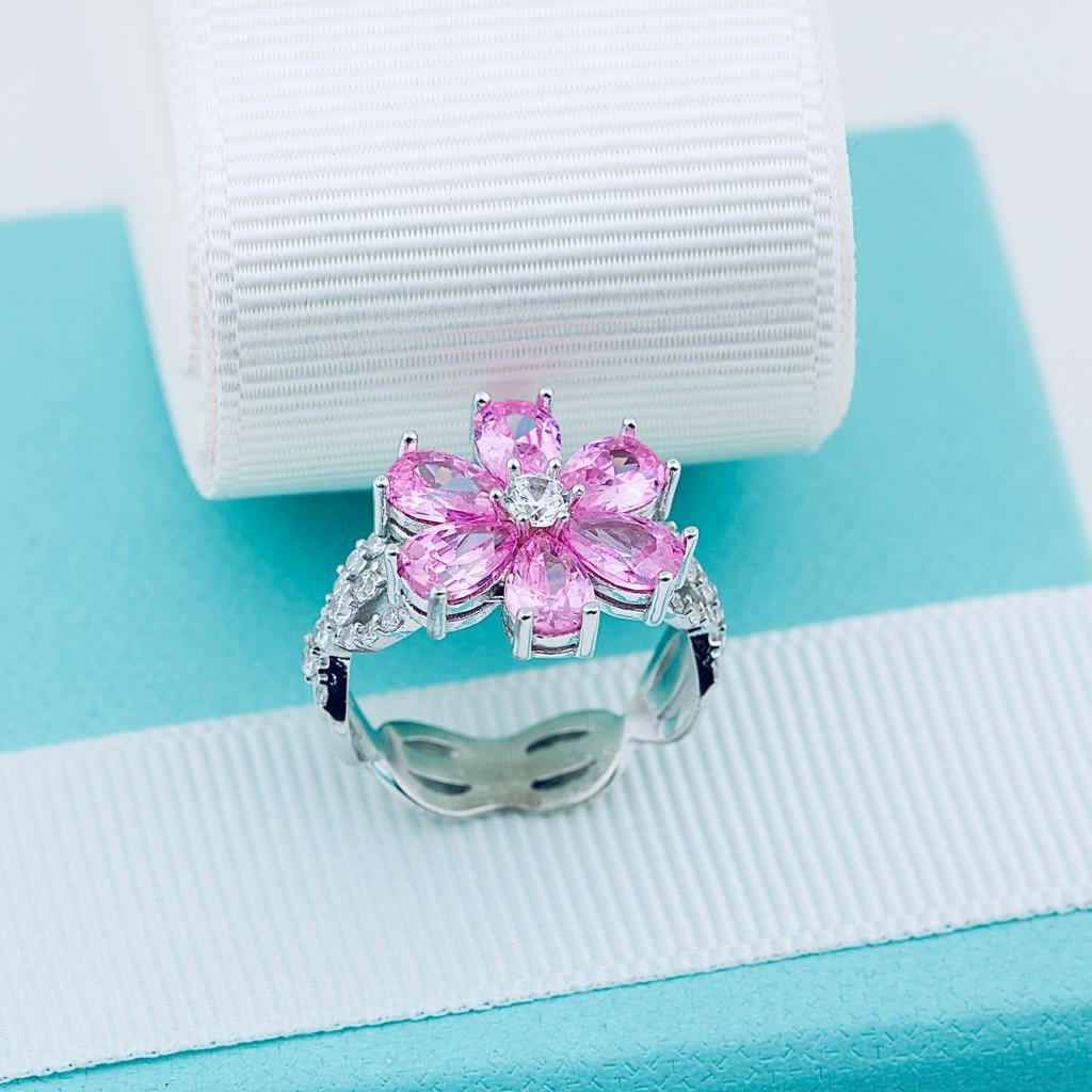 Eda Yildiz Ring – Pink Flower Ring, Sen Cal Kapimi Inspired Jewelry, Mom Gift Pink Quartz Engagement Ring, Romantic Floral Ring Gift for Mom